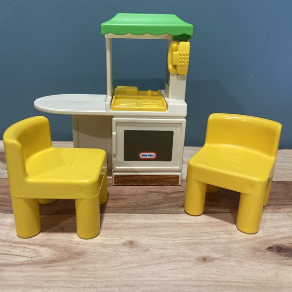 Little Tikes Other - Little Tikes Dollhouse Kitchen Island Stove Oven with 2 Yellow Chairs